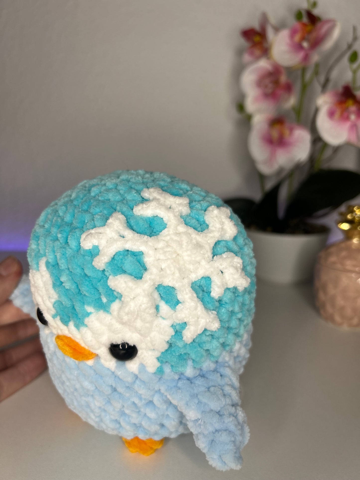 Winter Pinguin mit Schneeflocke ❄️