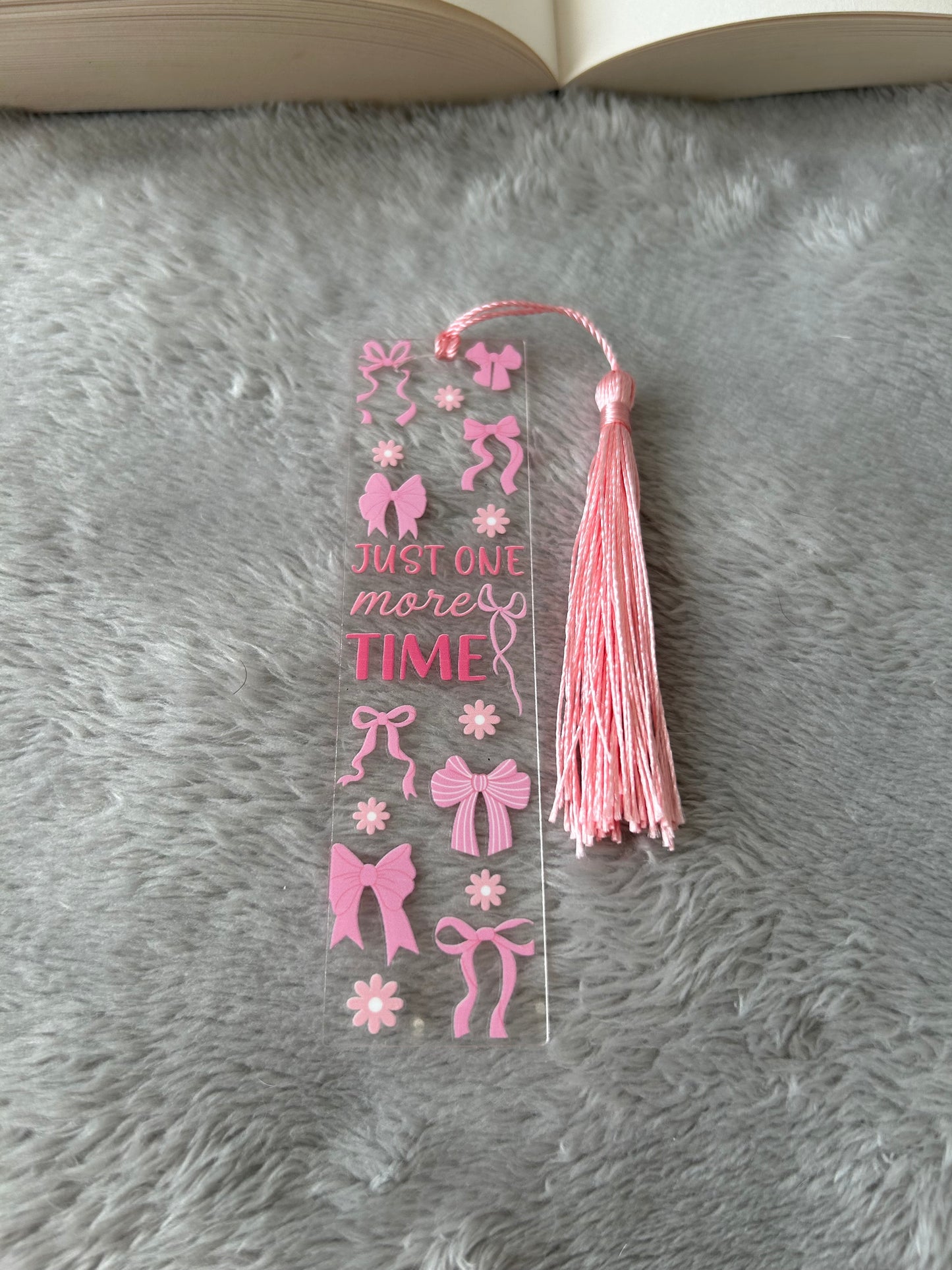 Lesezeichen „just one more time“ 🎀